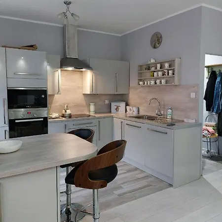 Bee Happy Apartmán Września